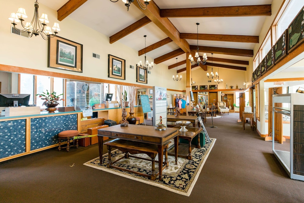 Waynesville Inn and Golf Club, Tapestry Collection by Hilton 51/72