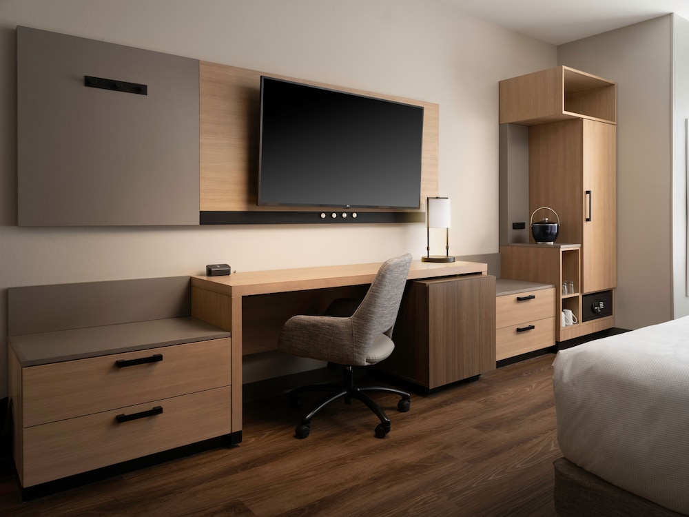 Hyatt Place Amarillo-West 26/33