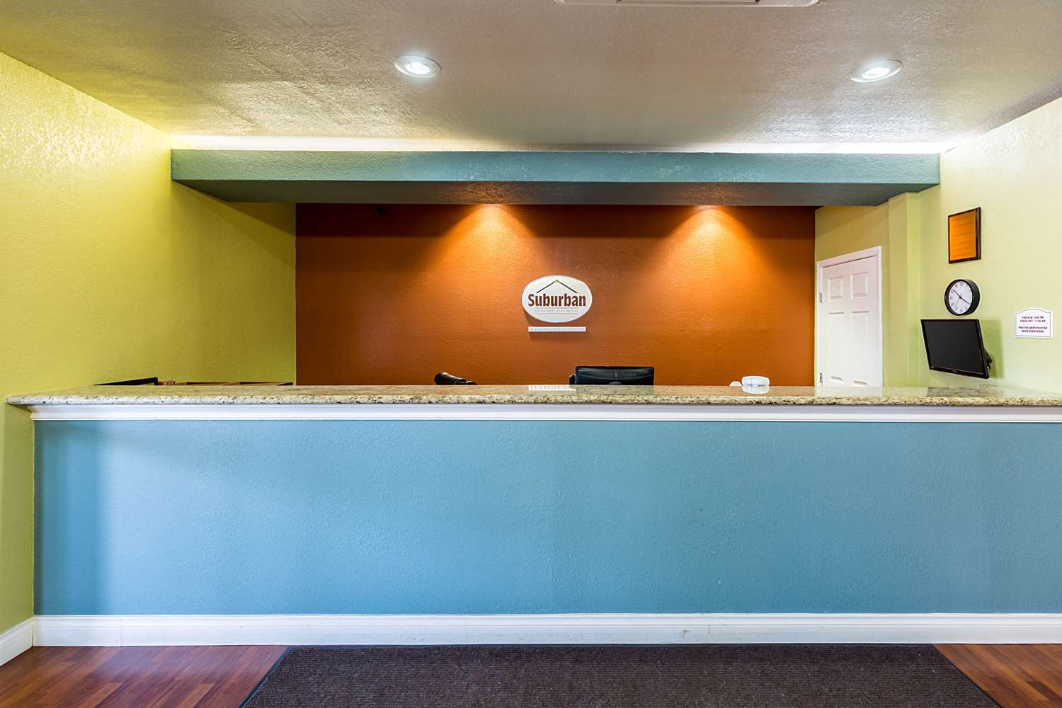 Suburban Studios Beaumont, TX photo2