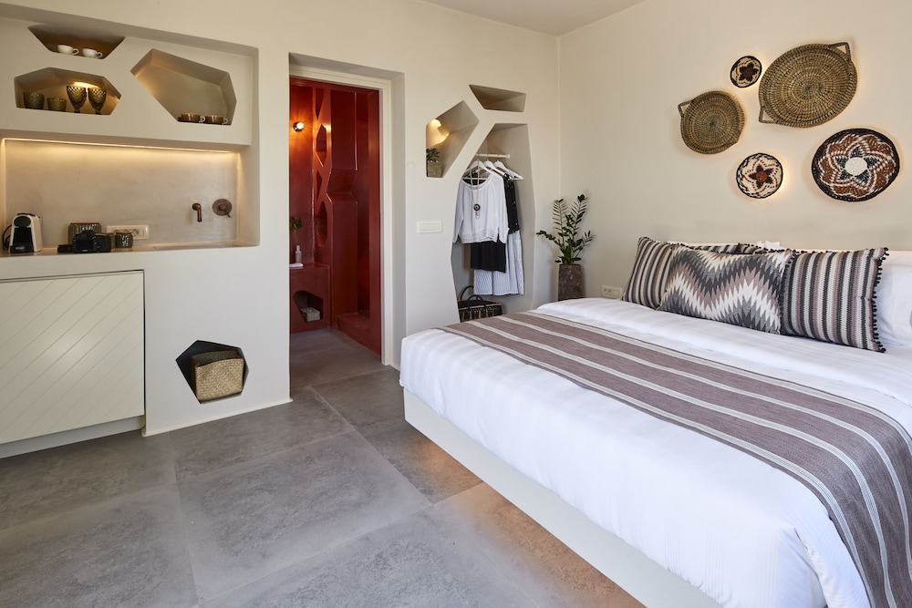 Aeon Suites - Adults Only By Mr and Mrs White 24/78