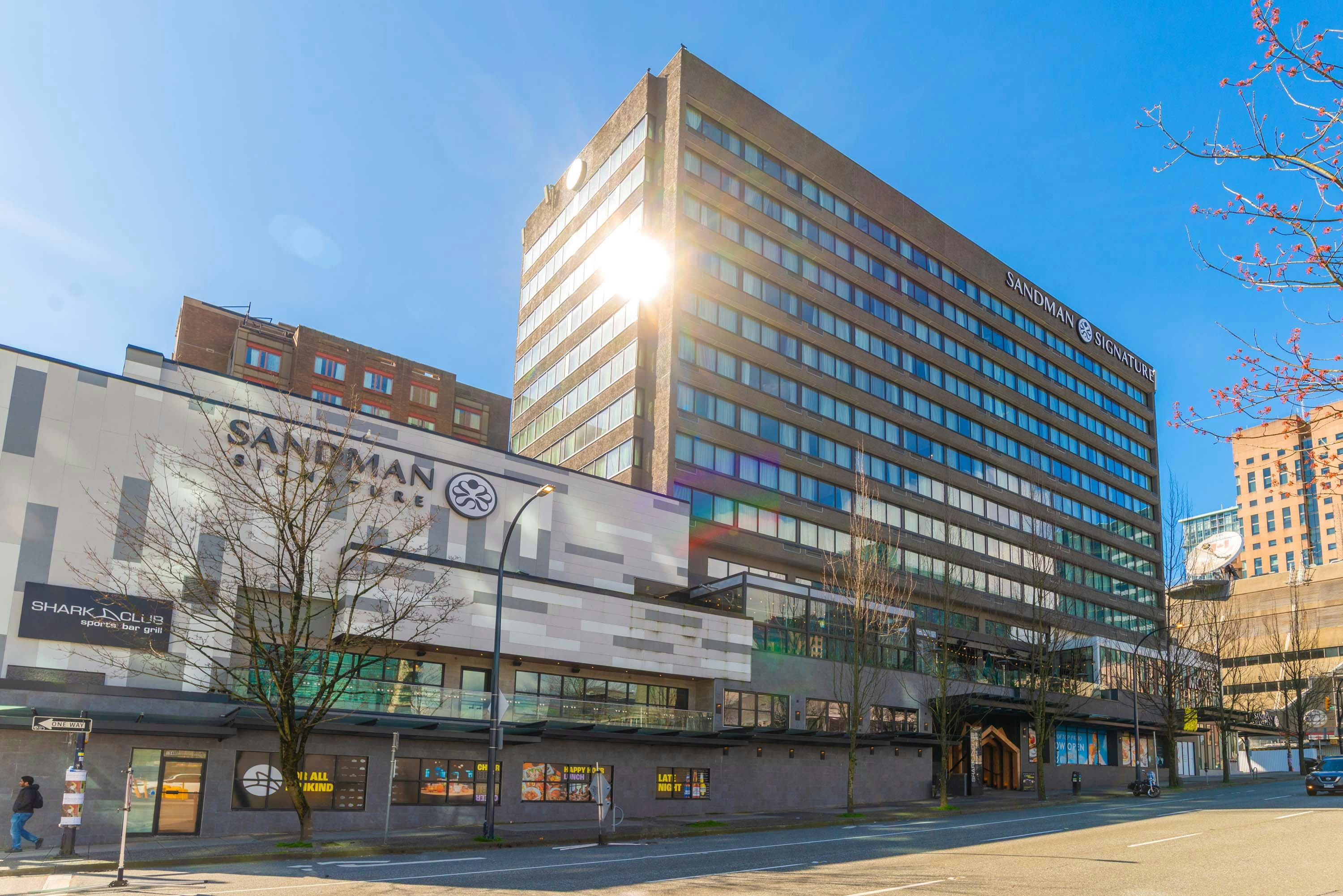 Sandman Hotel Vancouver Downtown 36/40