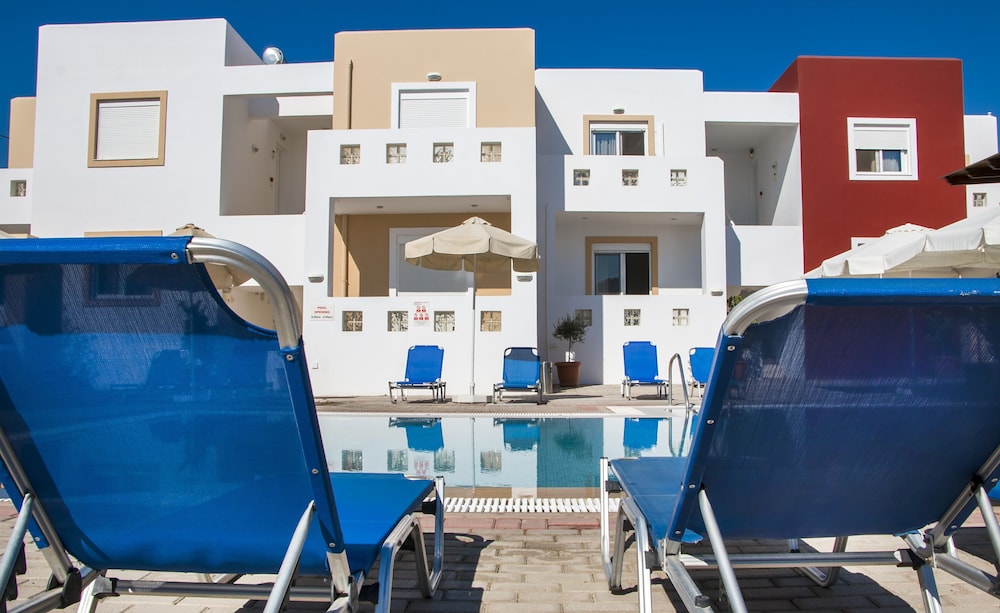 Gennadi Gardens Apartments 19/25