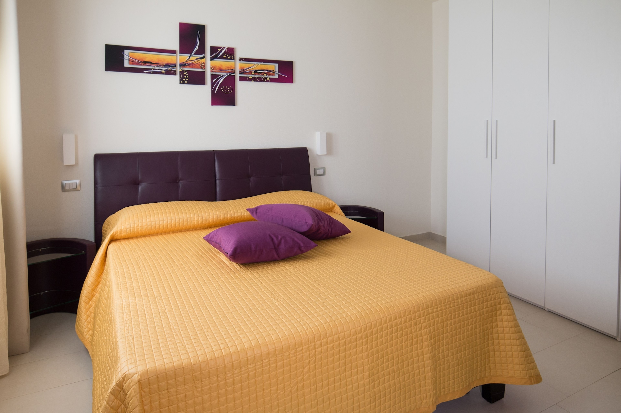 CLASSIC, DOUBLE BED