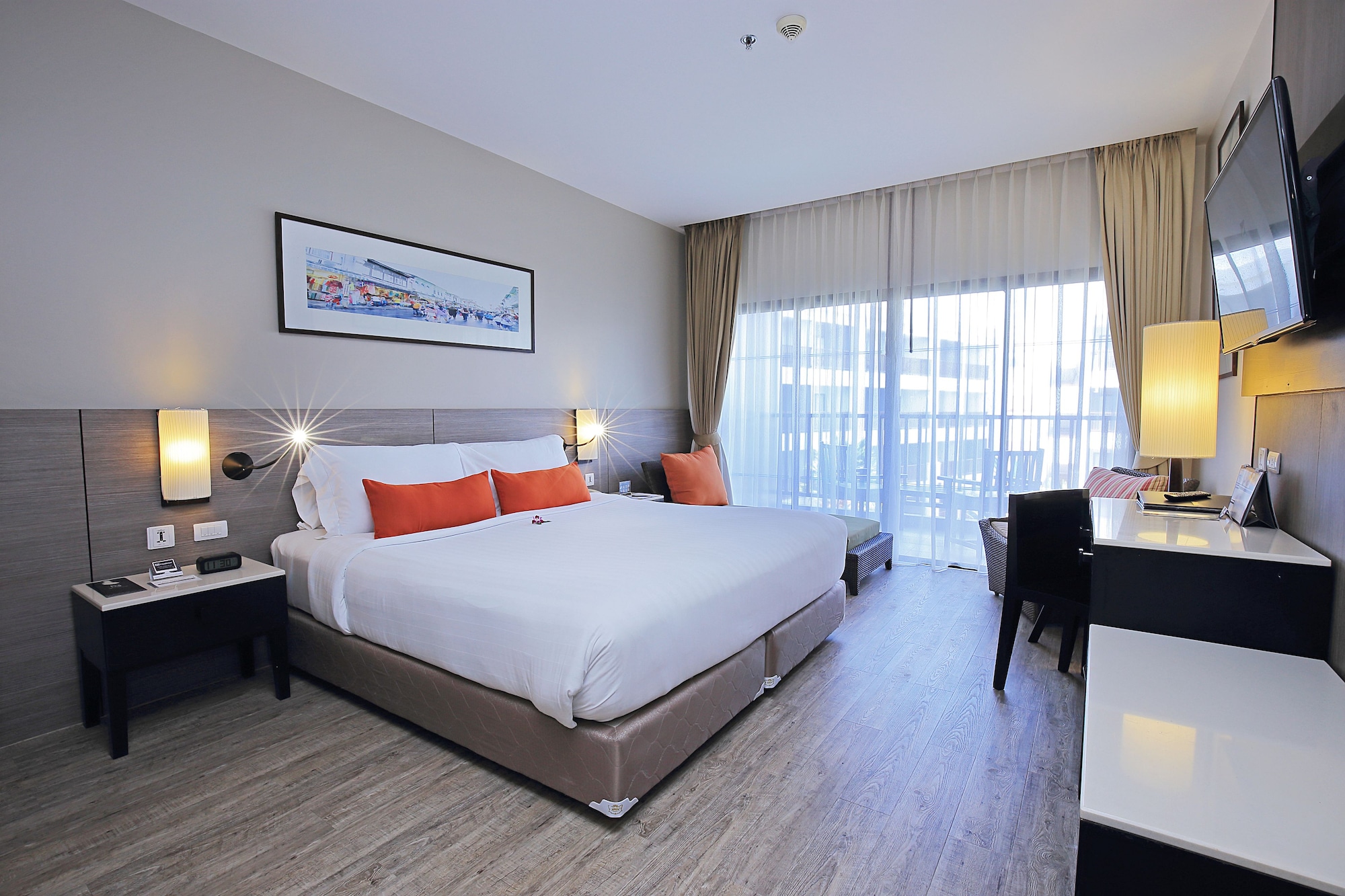 Premier, Double Bed, Water Front، Deevana Plaza Phuket Patong 8/10