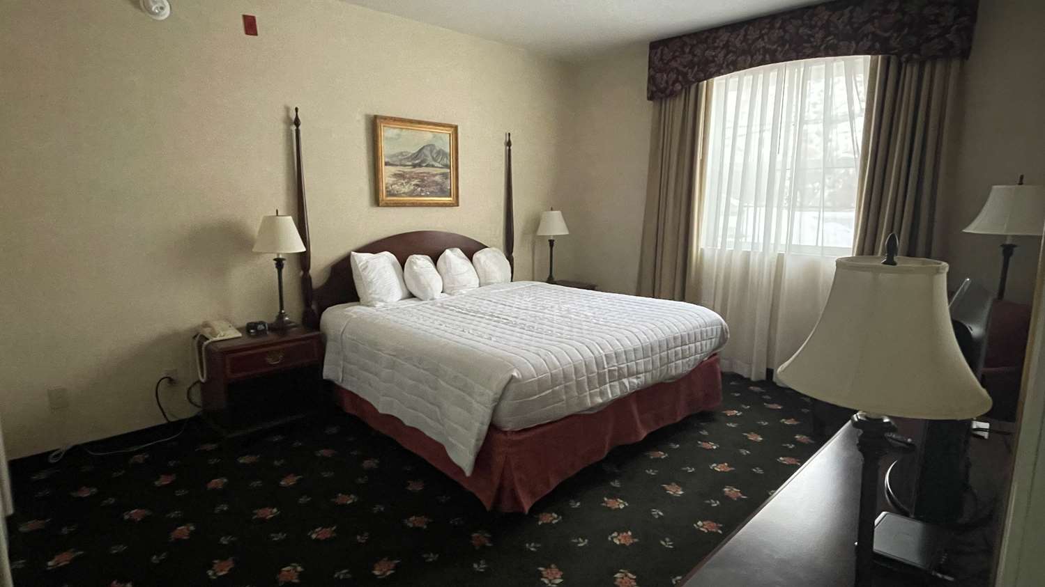 SureStay Hotel by Best Western Eureka 4/7
