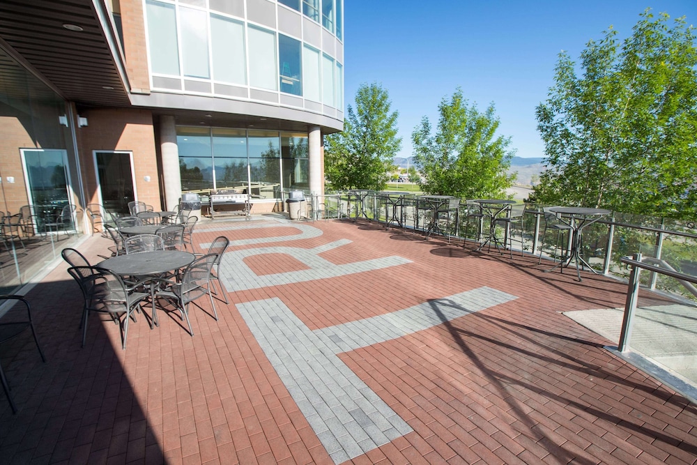 Residence & Conference Centre - Kamloops 23/61