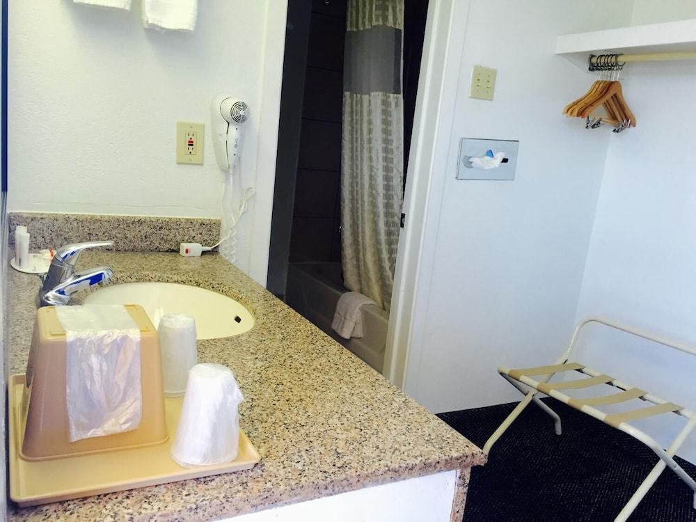 Travelodge By Wyndham New Braunfels 9/22
