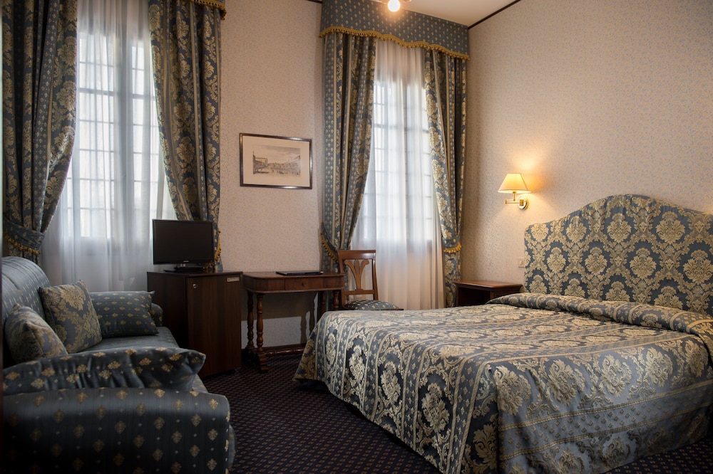 Hotel La Meridiana 30/65