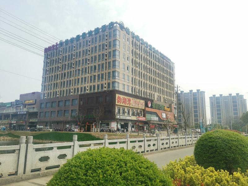 GreenTree Inn Suzhou Kunshan Beimen Road Mold City Express Hotel in SUZHOU