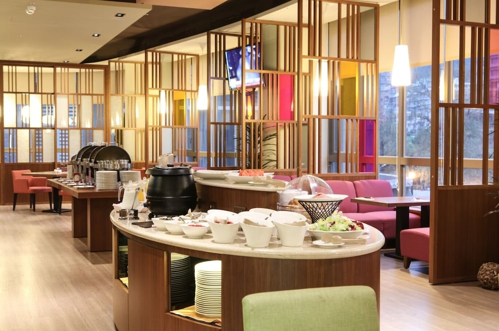 Beitou Hot Spring Resort Tian Yue Quan 55/65