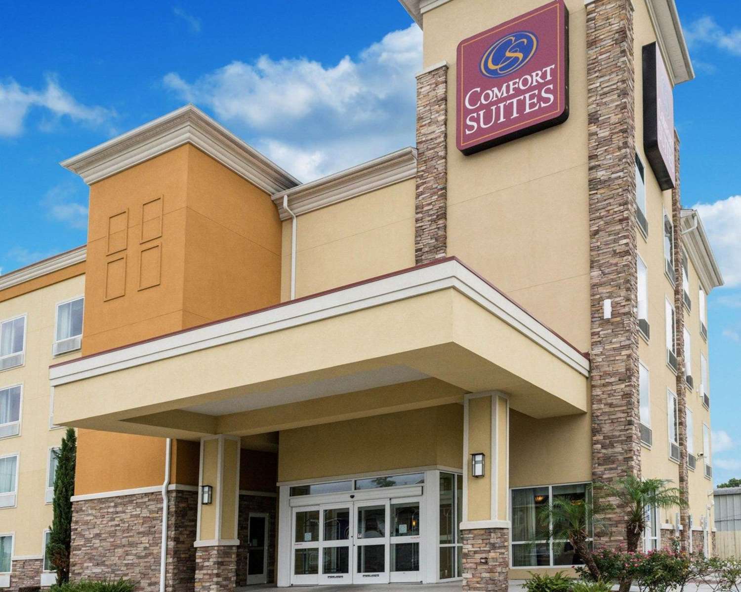Comfort Suites Harvey - New Orleans West 1/15