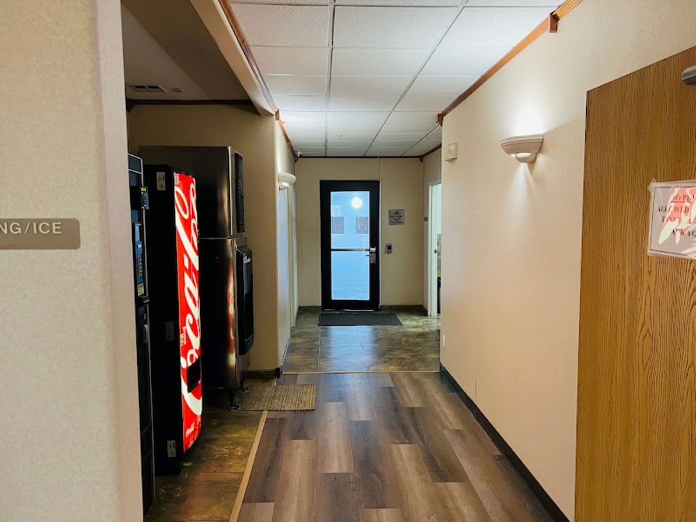 Wingate by Wyndham New Castle - Glenwood Springs 11/50
