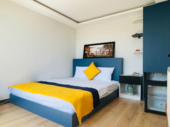 Standard, Queen Bed, Panoramic View