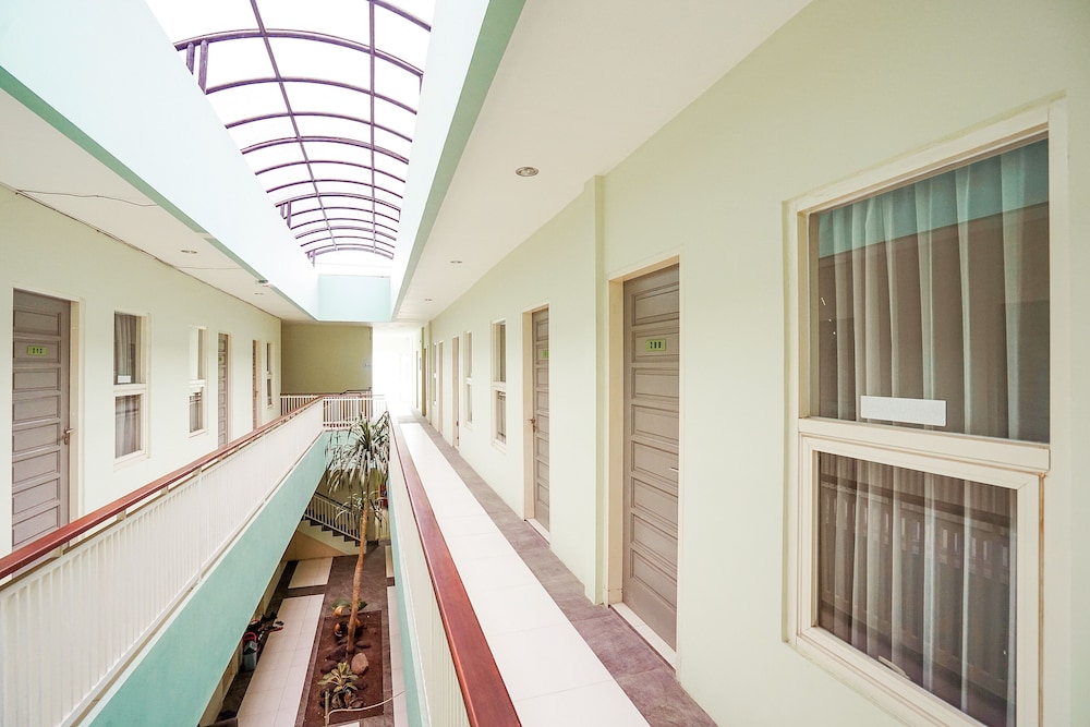 Ardhya Guest House 3/46