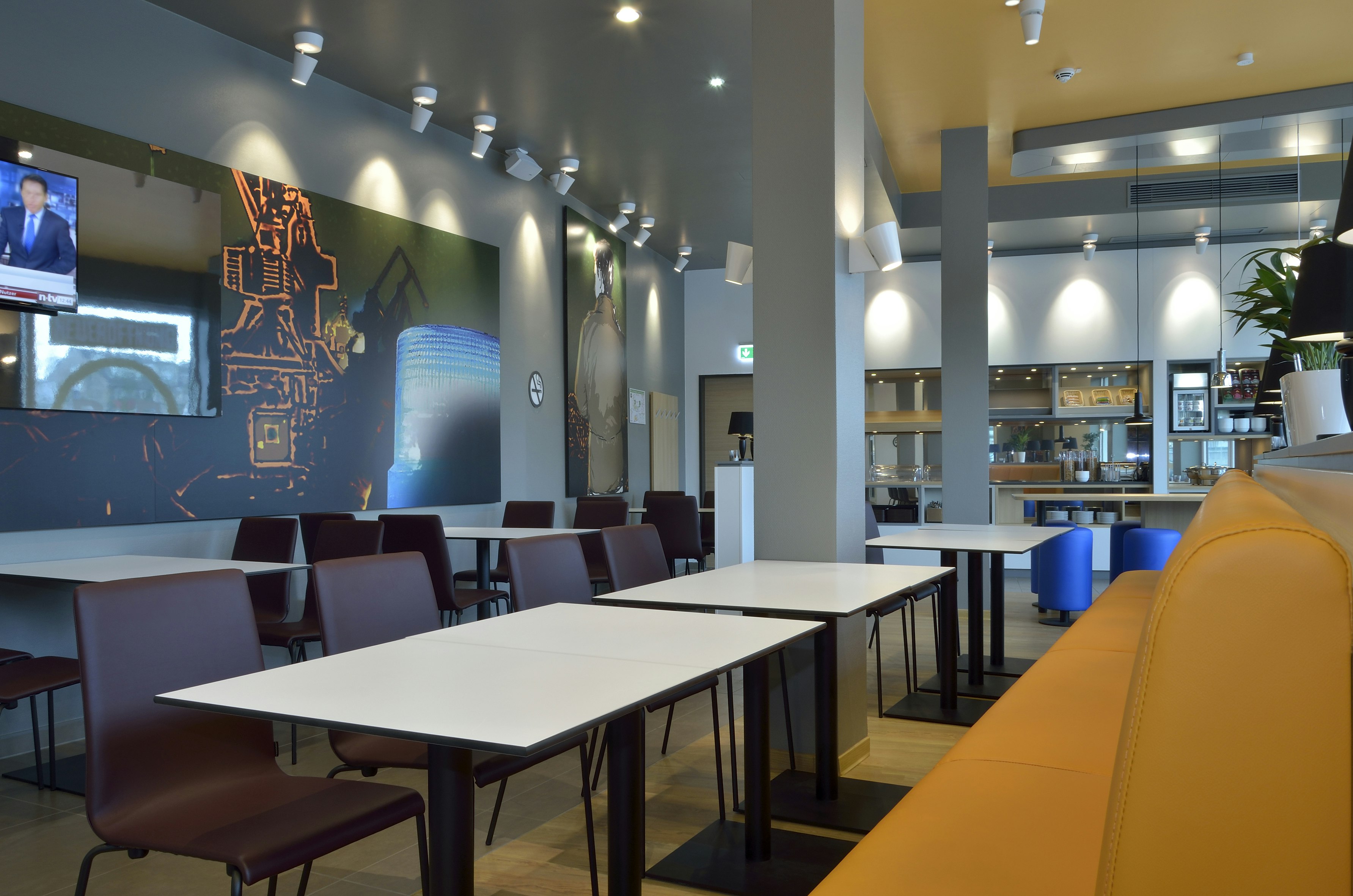 B&B HOTEL Duisburg Hbf Sud 17/25
