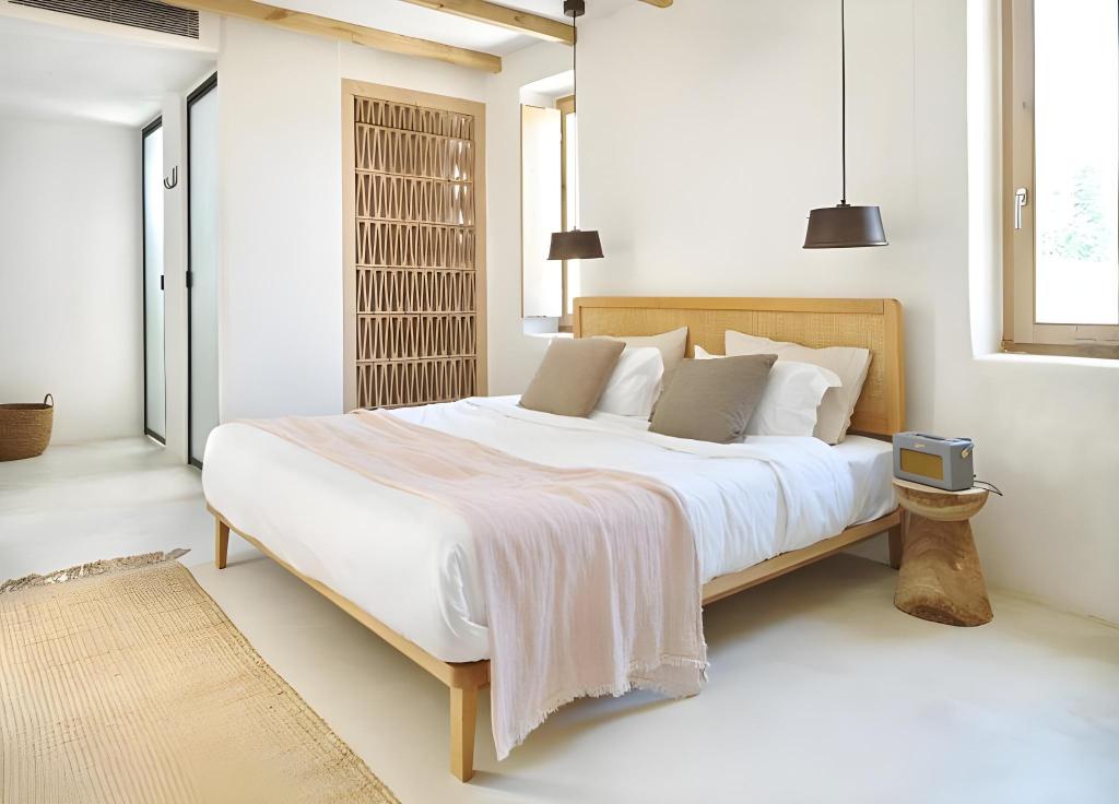 2 Bedrooms, Unique, Suite, 2 Double Beds, Sea View