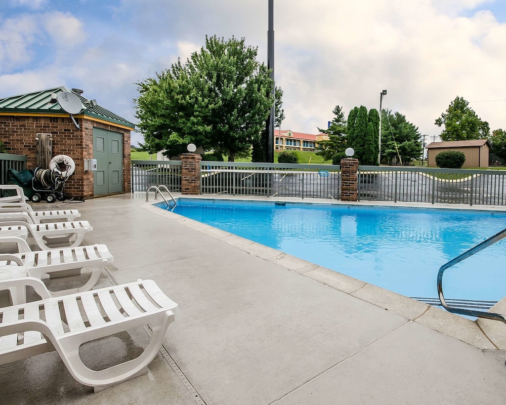 Quality Inn Franklin South 7/30