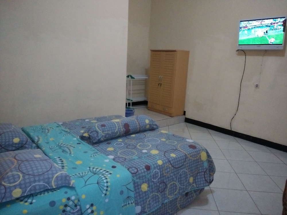 Hotel Ramayana Garut 45/50