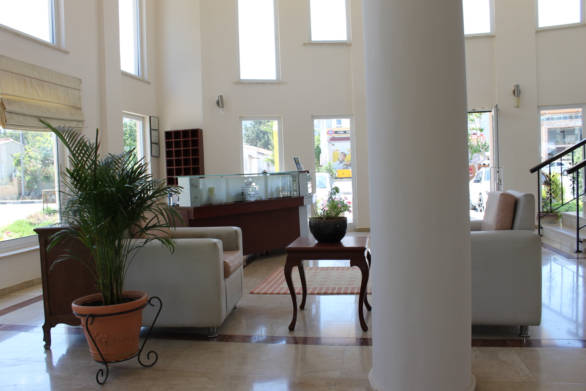 restaurant cafeteria