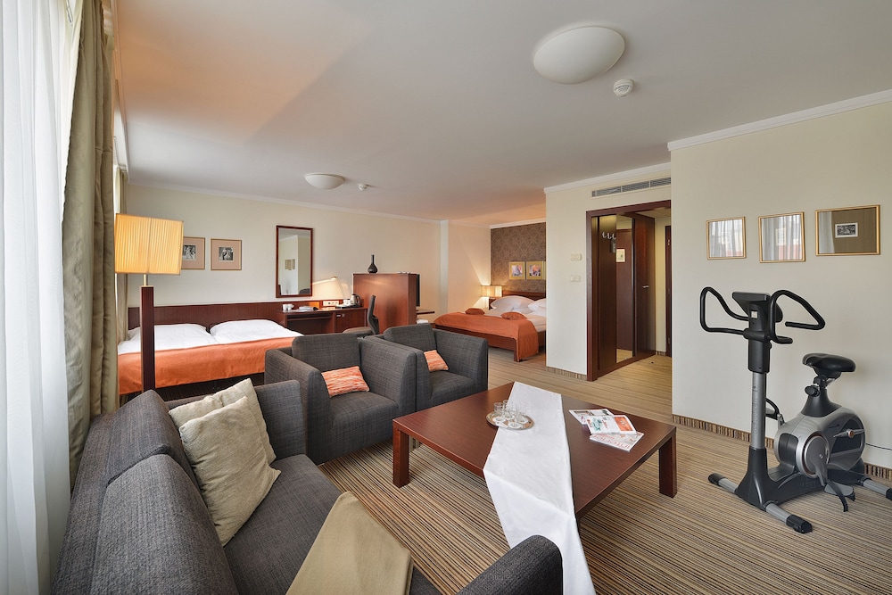 Apollo Hotel Bratislava 47/65