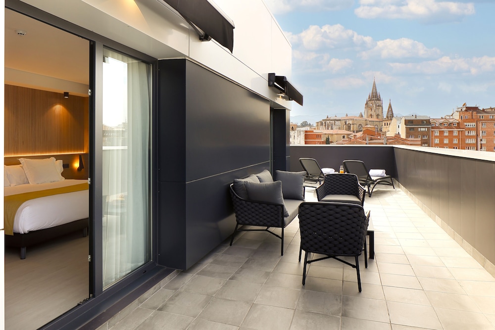 Nuvo Hotel Boutique 27/50