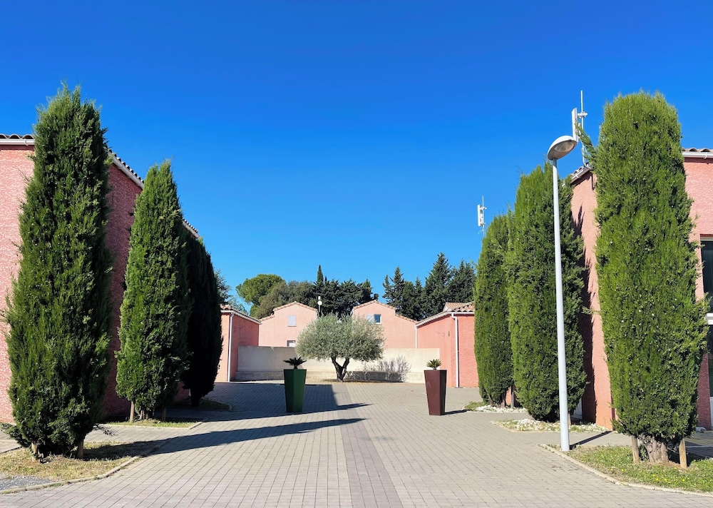 Terres de France Le Domaine de Bacchus 55/66