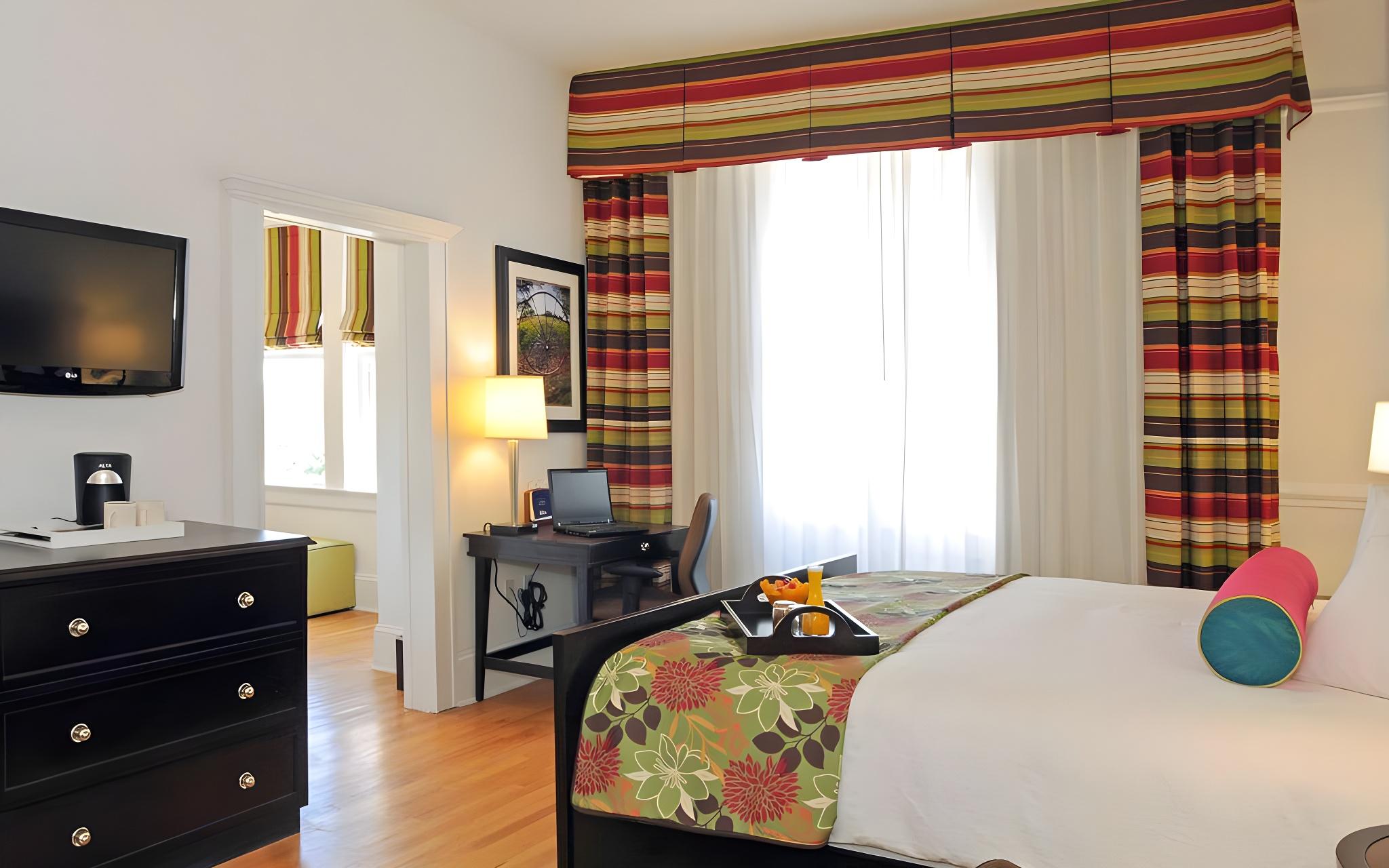 Junior Suite, Alamo View