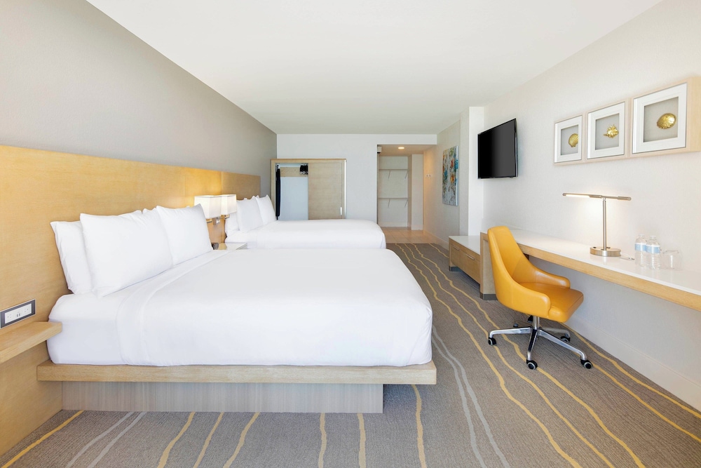 ROOM, 2 QUEEN BEDS, OCEAN FRONT, BALCONY, ACCESSIBLE