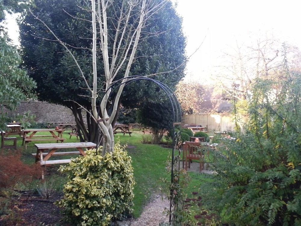 The New Inn 26/43