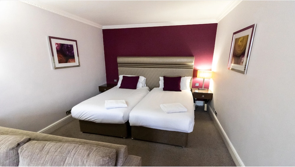 Standard, Convertible Double Bed