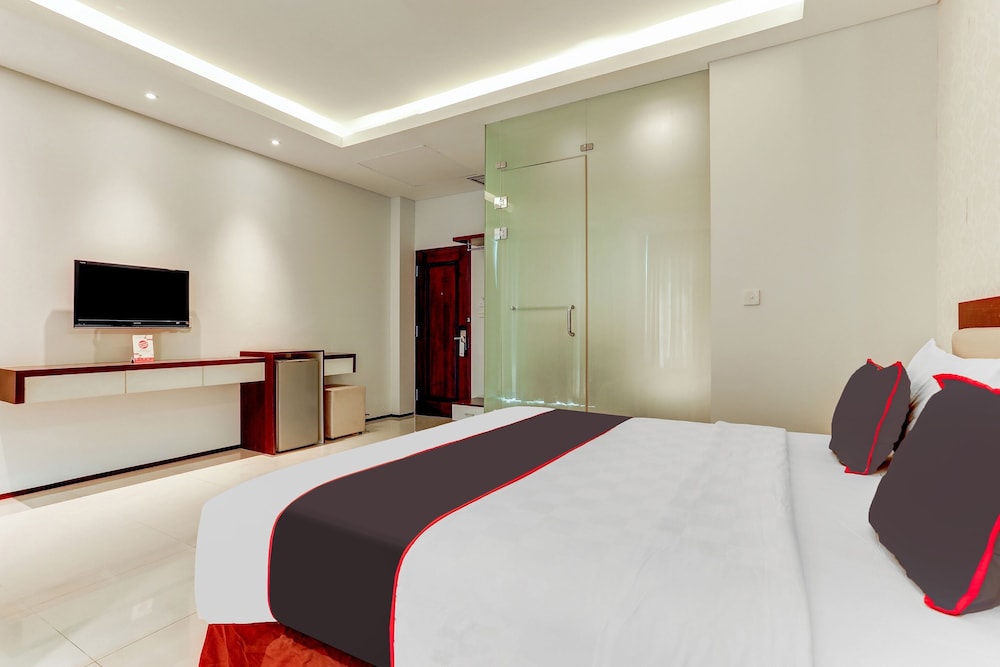 Collection O at Jalan Padma near Legian Beach 40/60