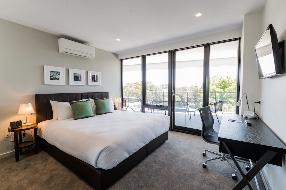 The Branksome Hotel & Residences 7/60