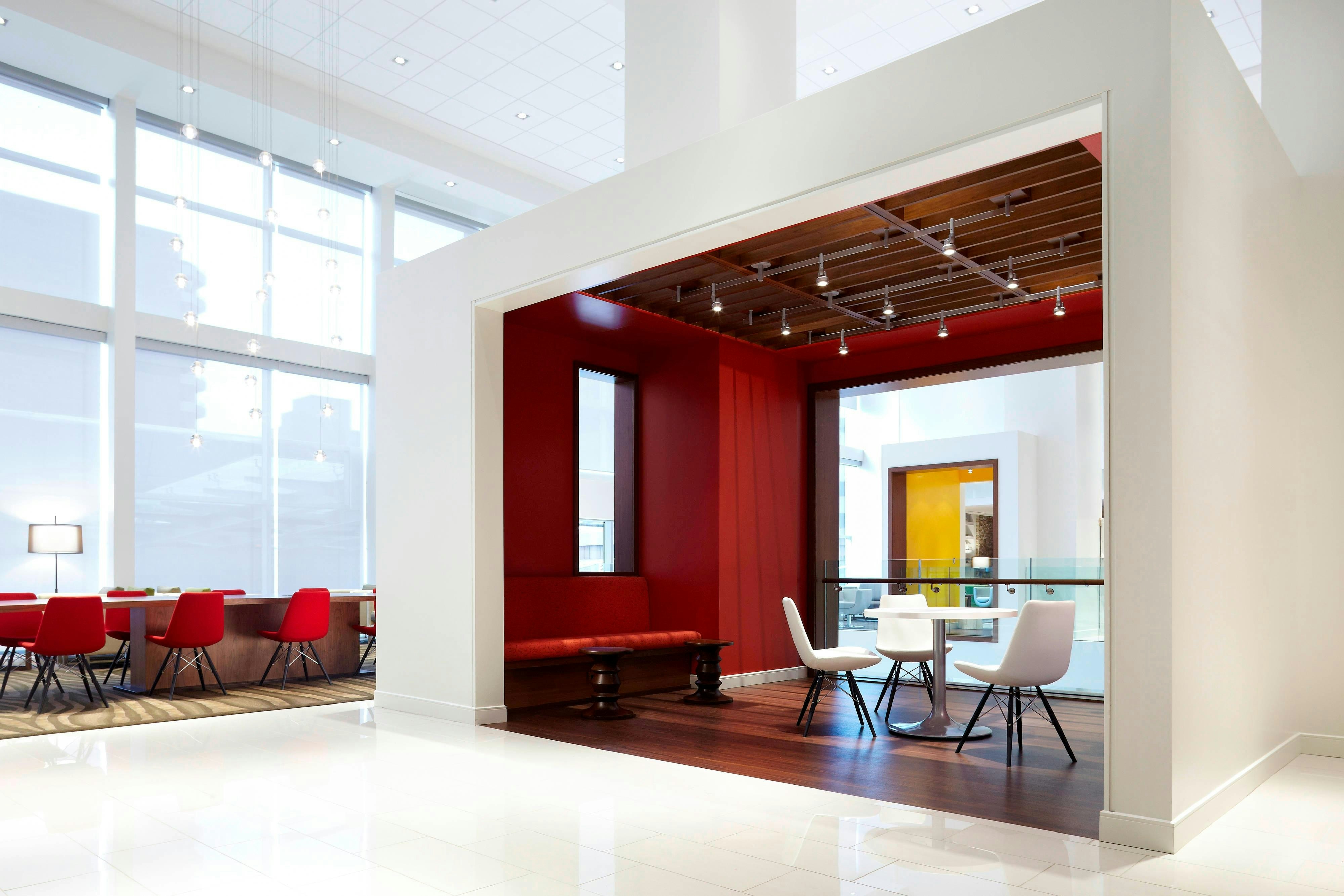 Delta Hotels Ottawa City Centre 11/60