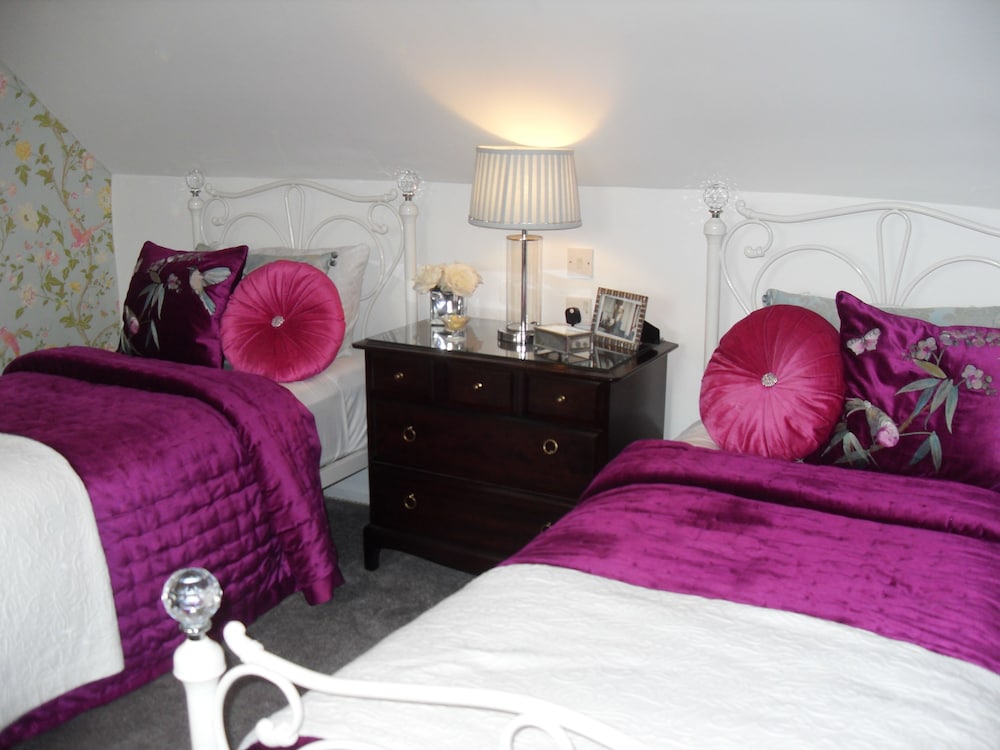 Jessop House 13/40