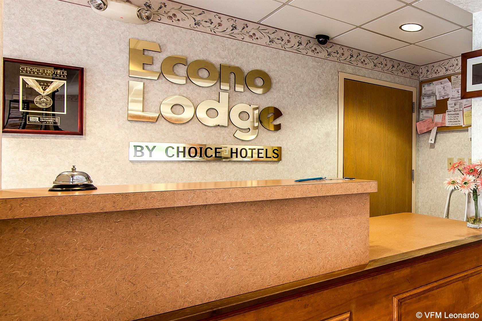 Econo Lodge Lookout Mountain 8/63