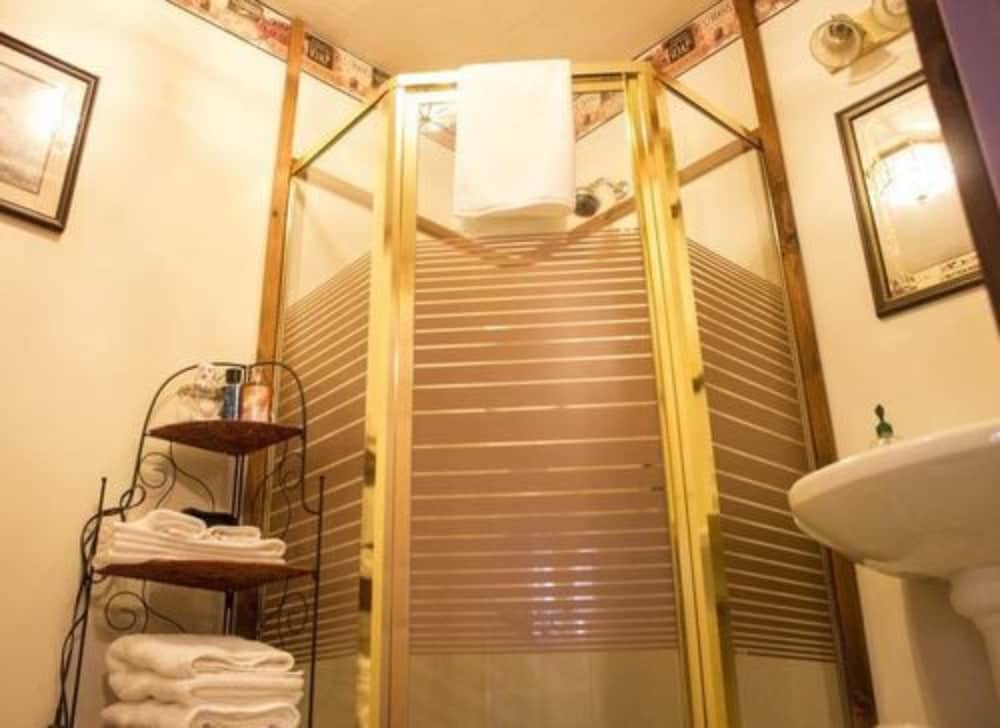 Berry Patch Bed and Breakfast 26/50