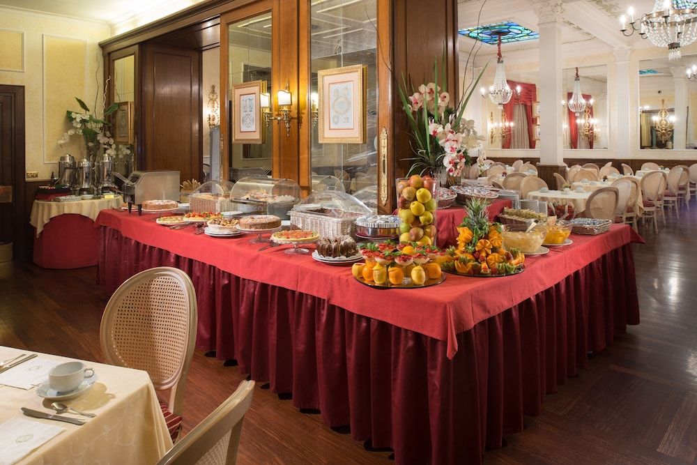 Imperiale Hotel 42/56