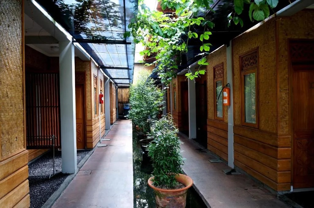 Kampung Sumber Alam Garut 6/50