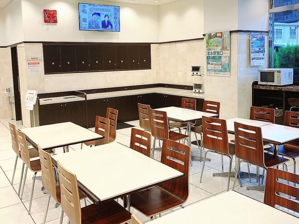 Toyoko Inn Nishi-kawaguchi-eki 25/34