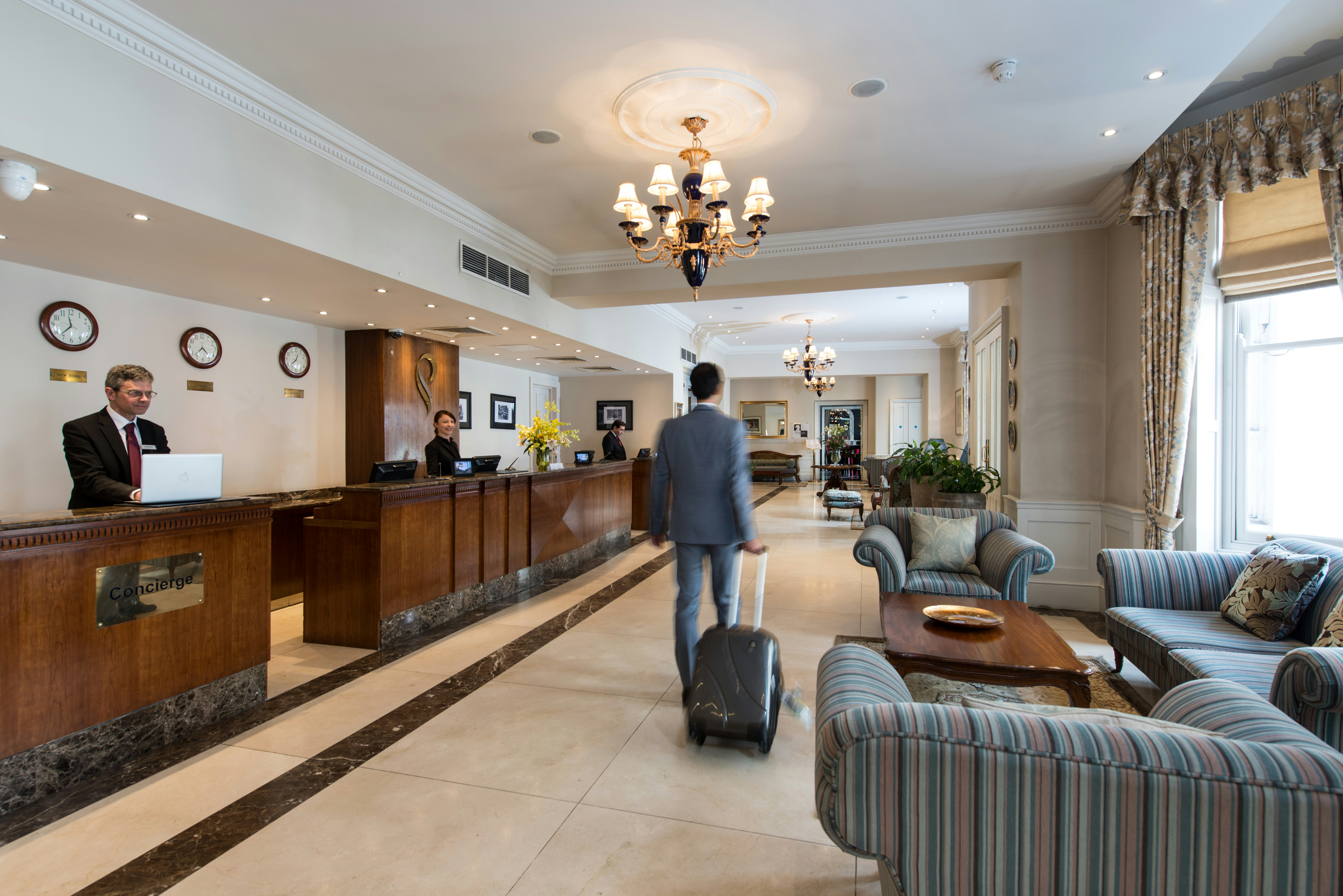PARK INTERNATIONAL HOTEL 4/71