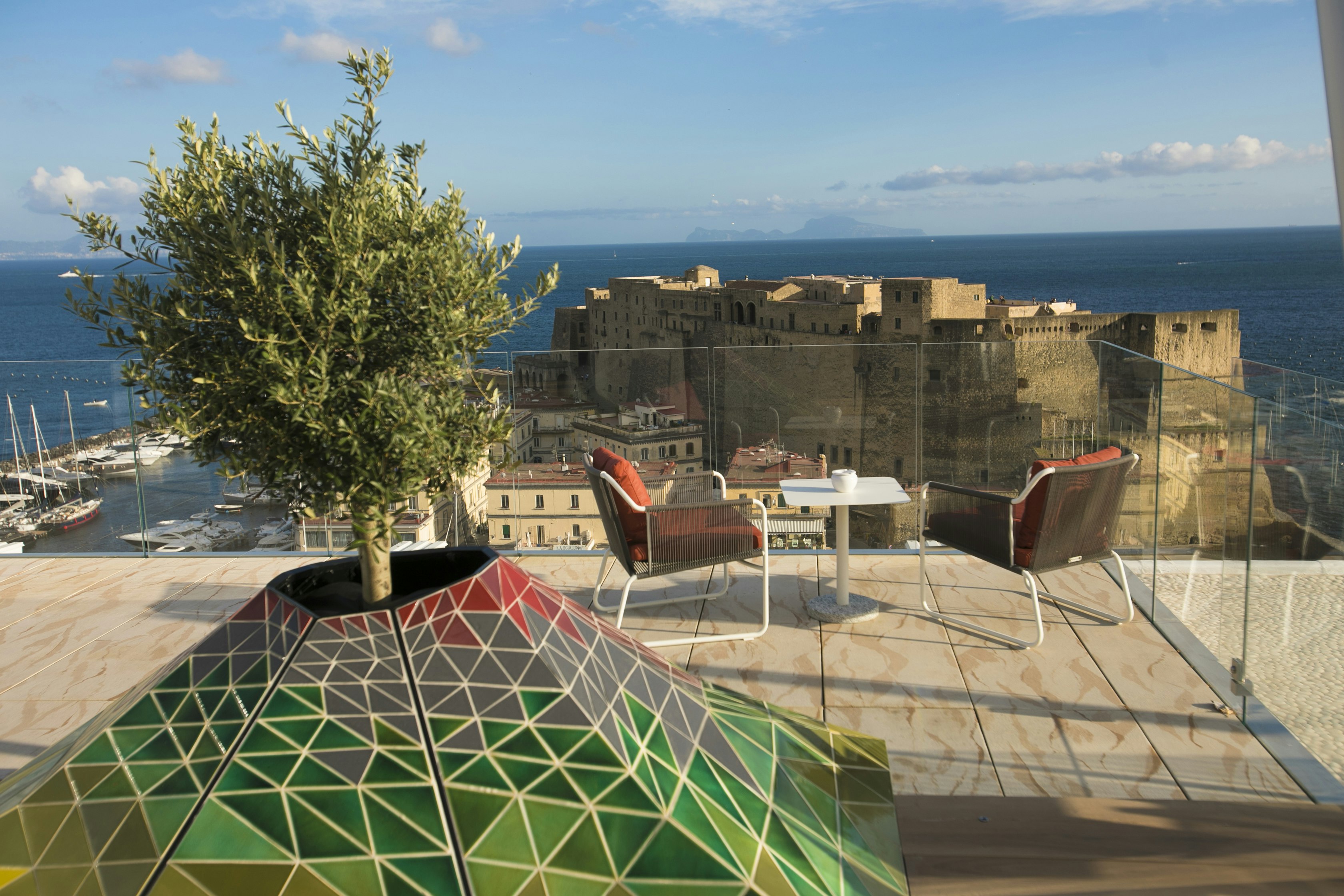 Grand Hotel Vesuvio Naples 46/50