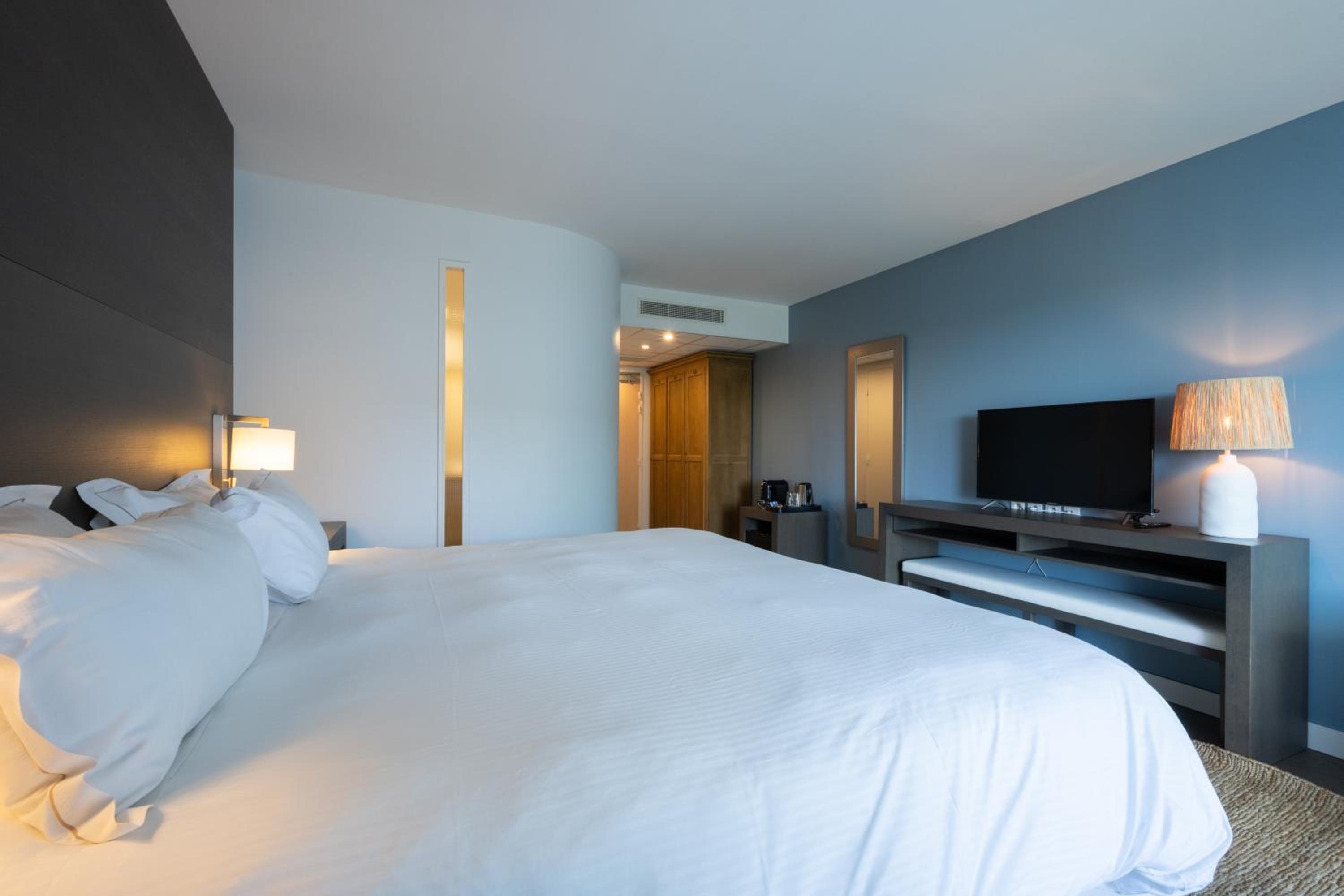 Premium, Double Bed, Water Courtyard Side View, Hotel Atalante - Relais Thalasso & Spa 7/10