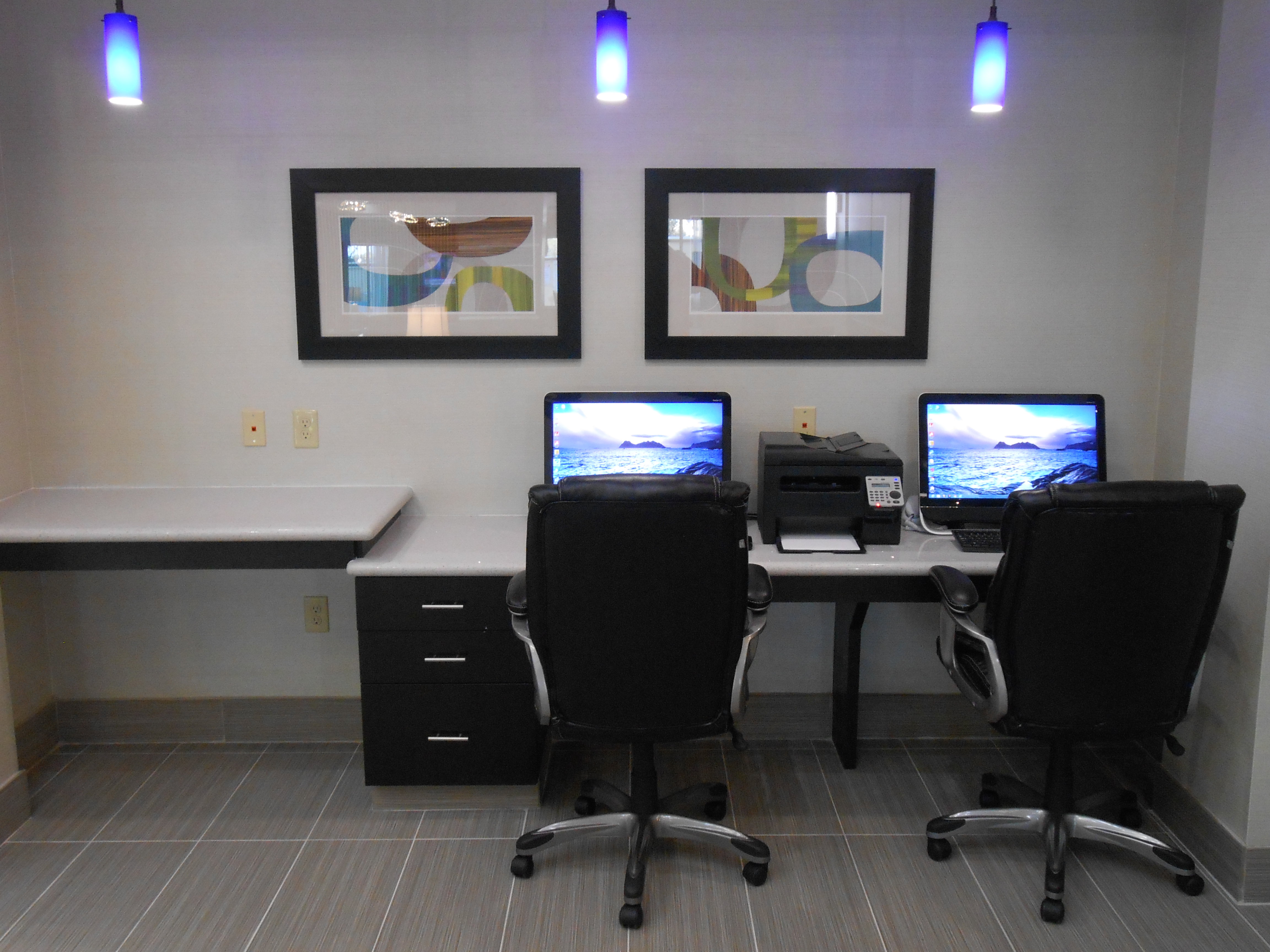 Holiday Inn Express Hotel And Suites Houston Northwest Brookhollow 24/27