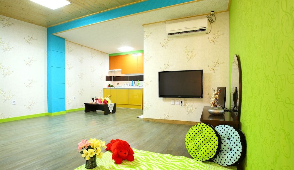 Pinky Marine Pension 27/50