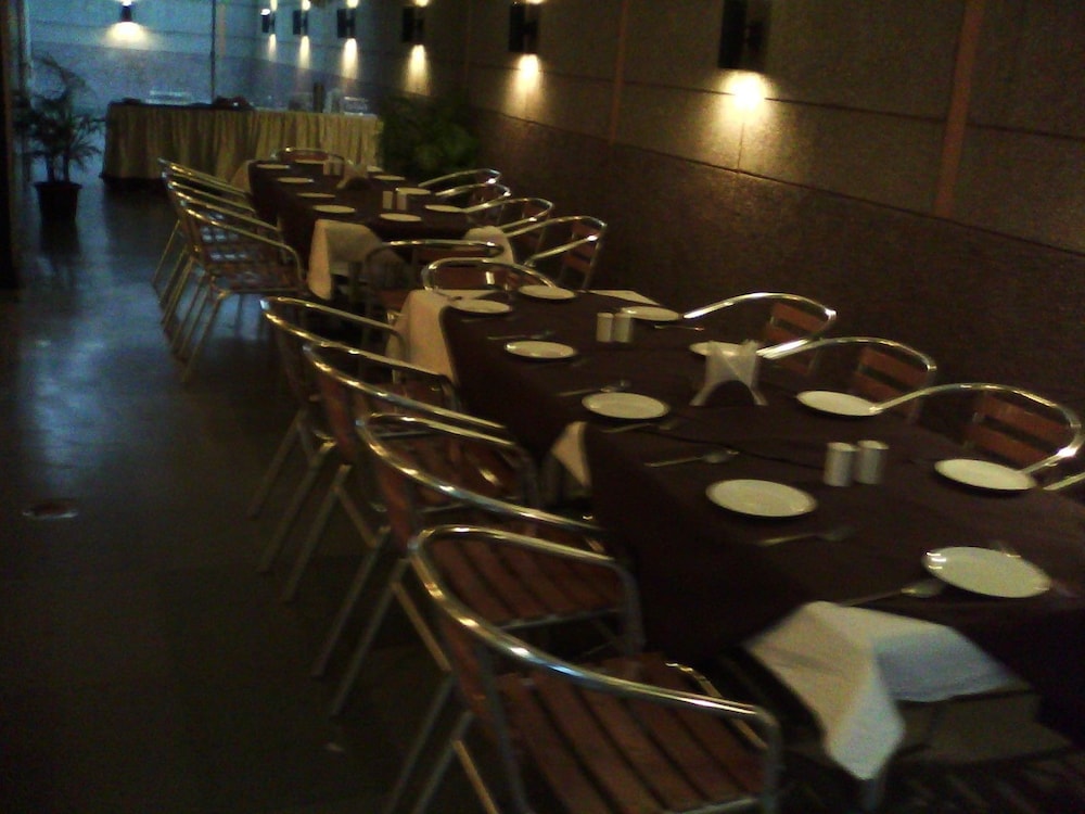 The Citiotel 15/18