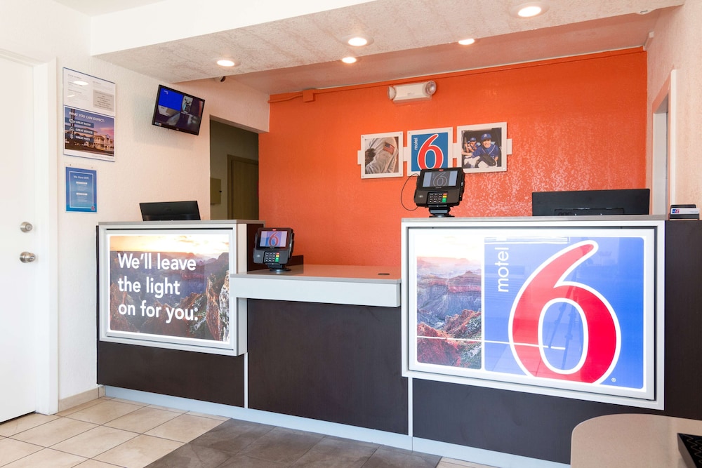 Motel6 Longview, TX 8/64