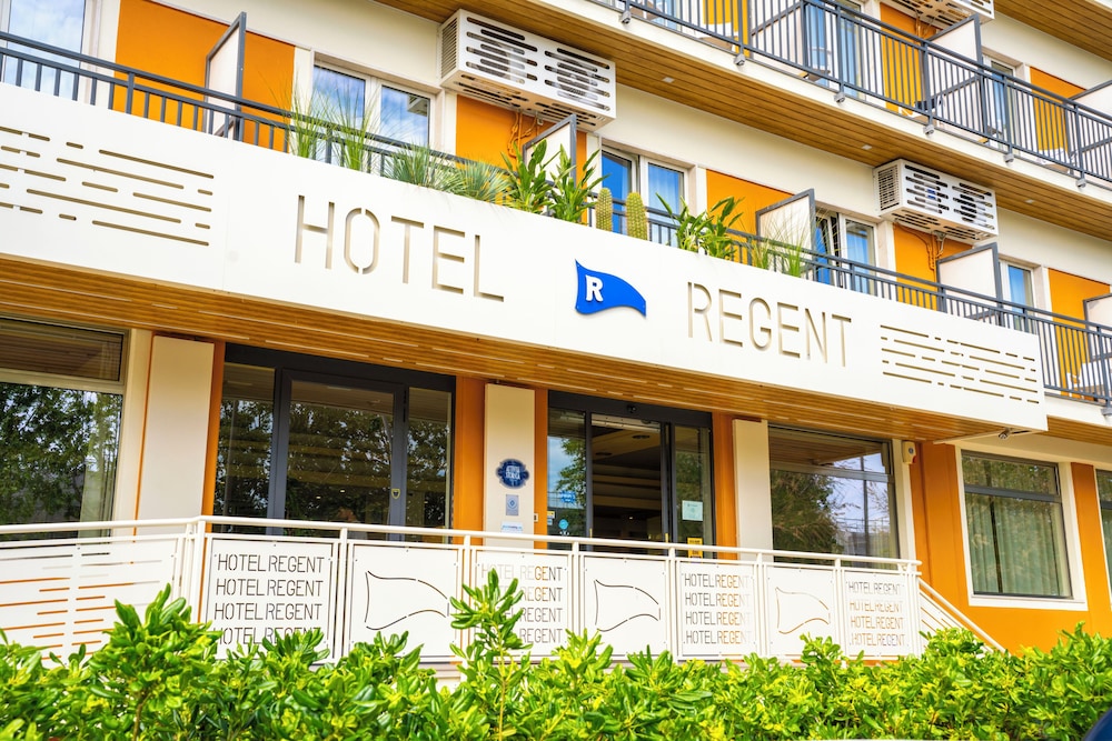 Regent Hotel 2/67