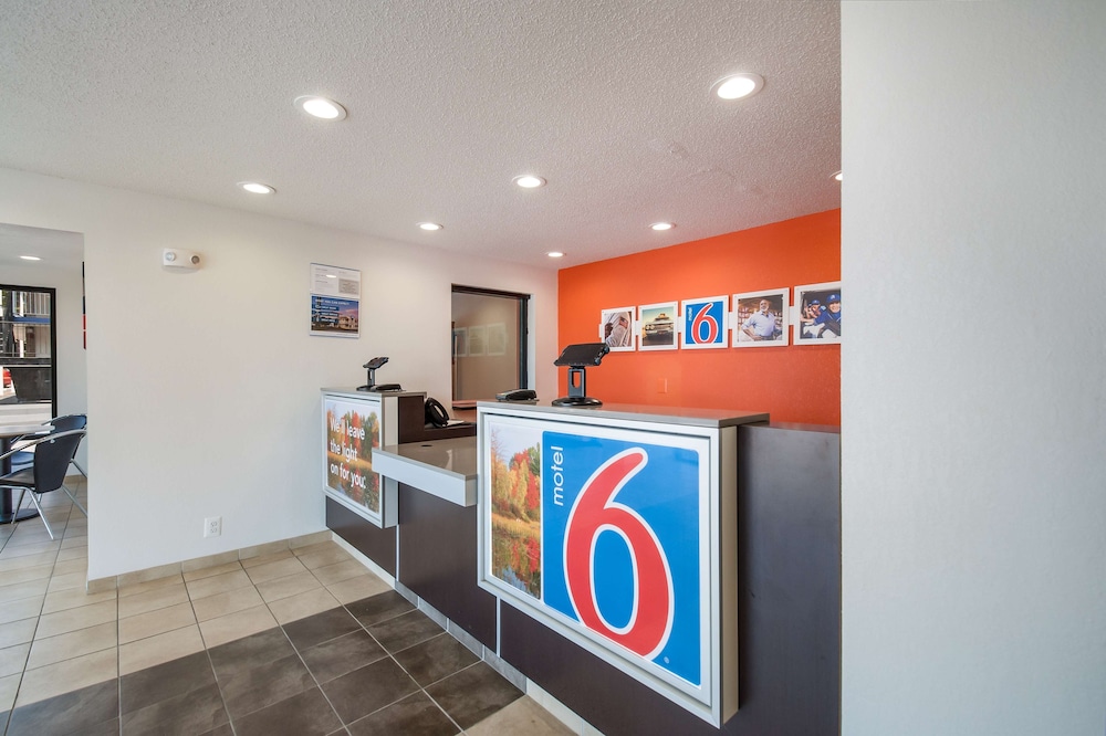 Motel6 Odenton, MD - Fort Meade 8/40