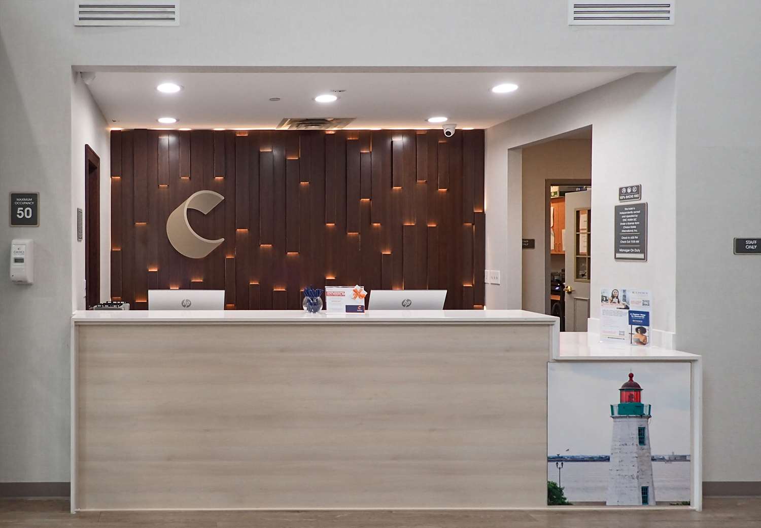 Comfort Inn & Suites Hampton Near Coliseum 2/7