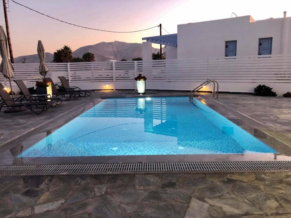 MONOLITHOS HOTEL 42/55
